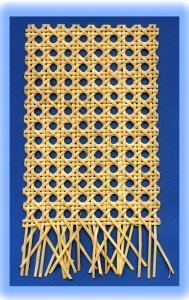 Wienergeflecht (Thonetgeflecht) mit Stuhlflechtrohr